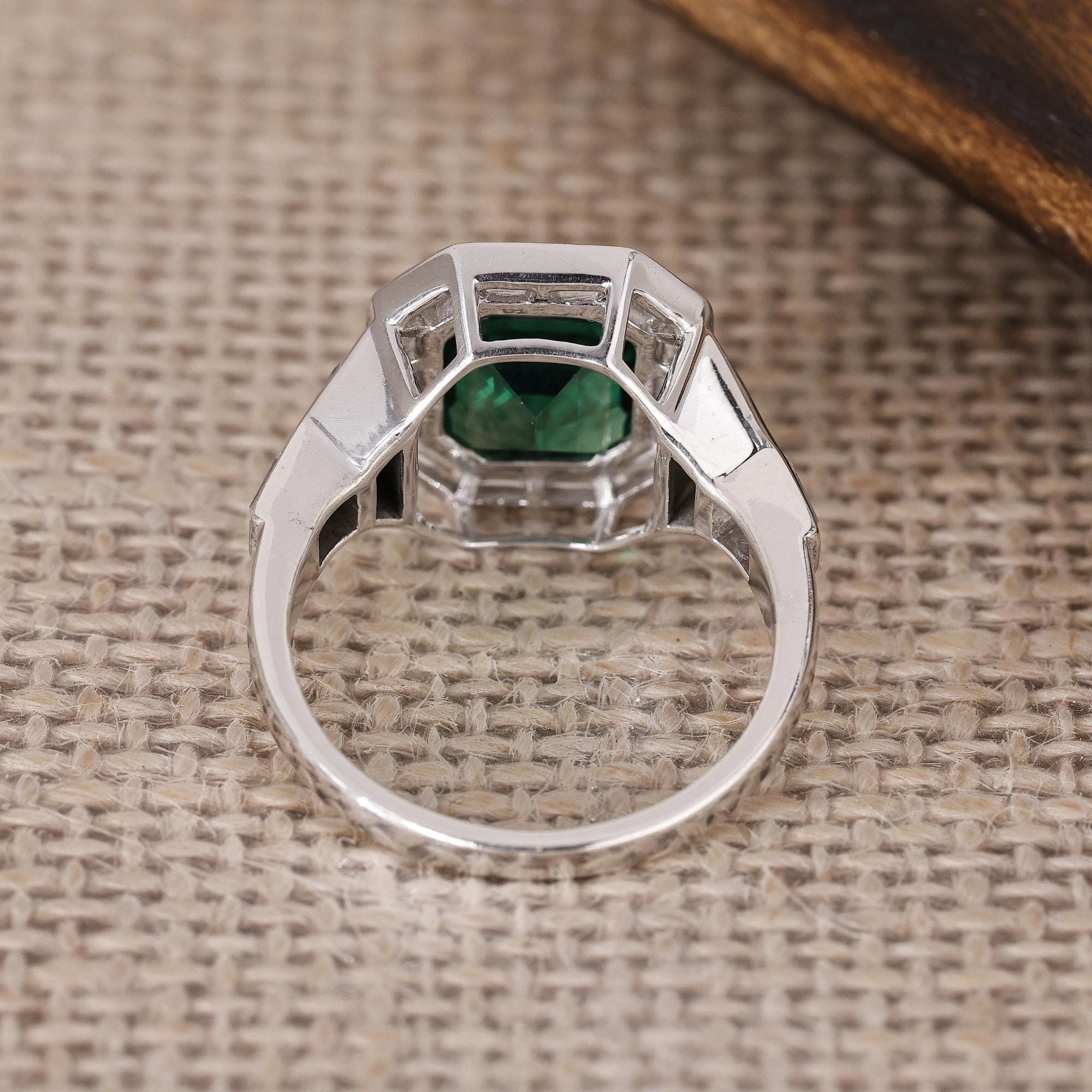 emerald ring