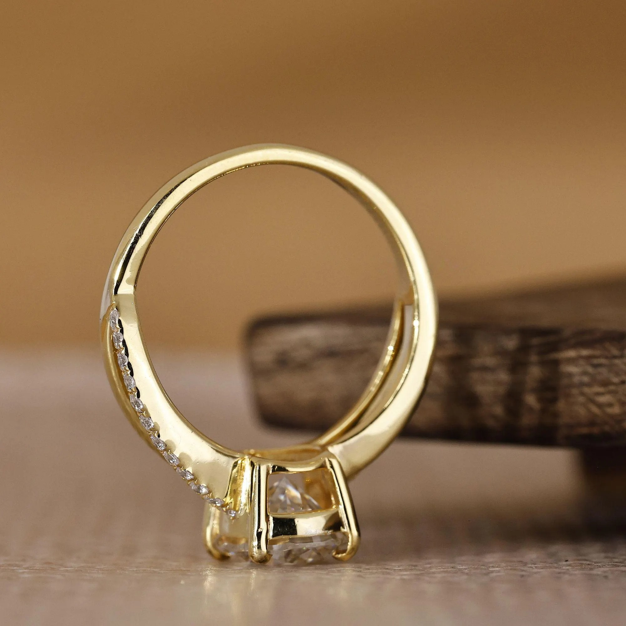 pear ring