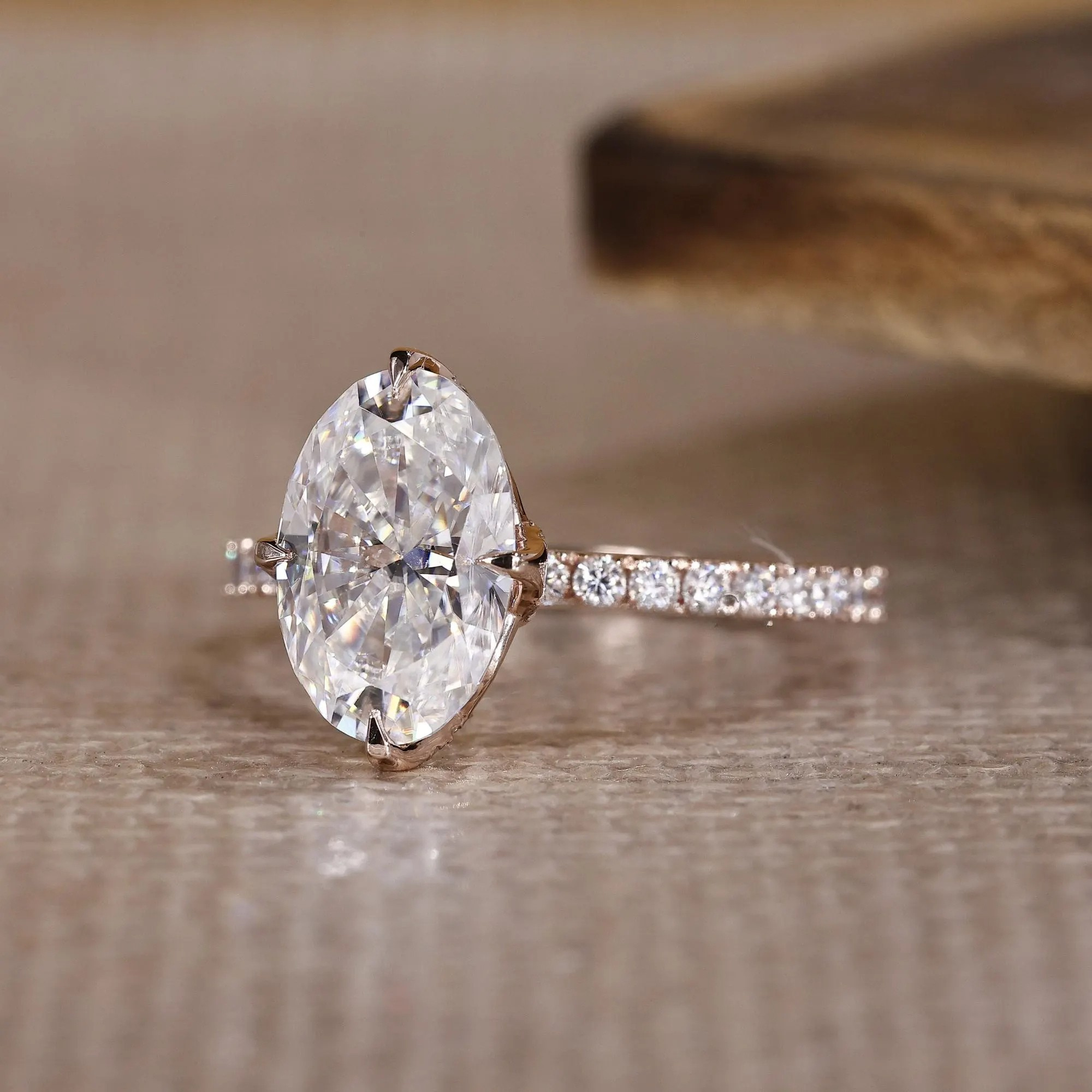 oval ring