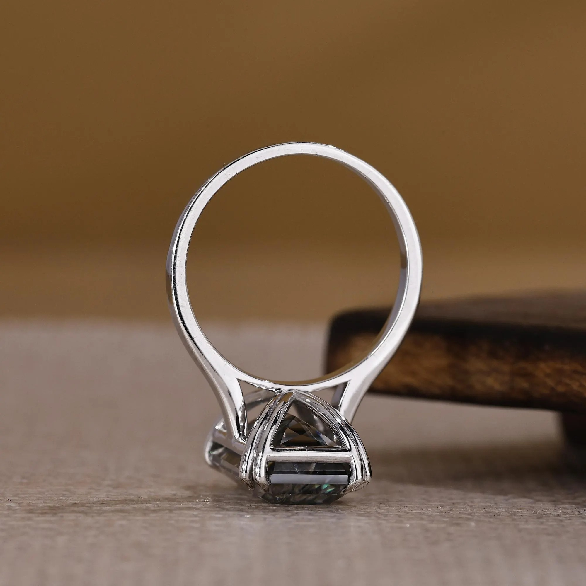 emerald ring