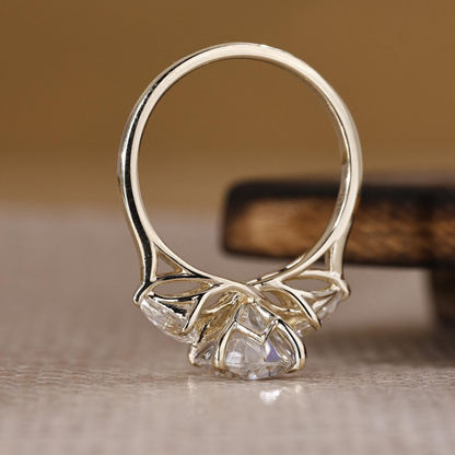 pear ring