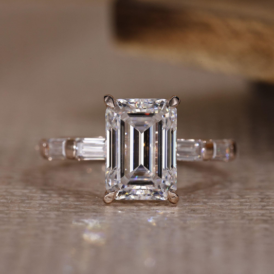 emerald ring