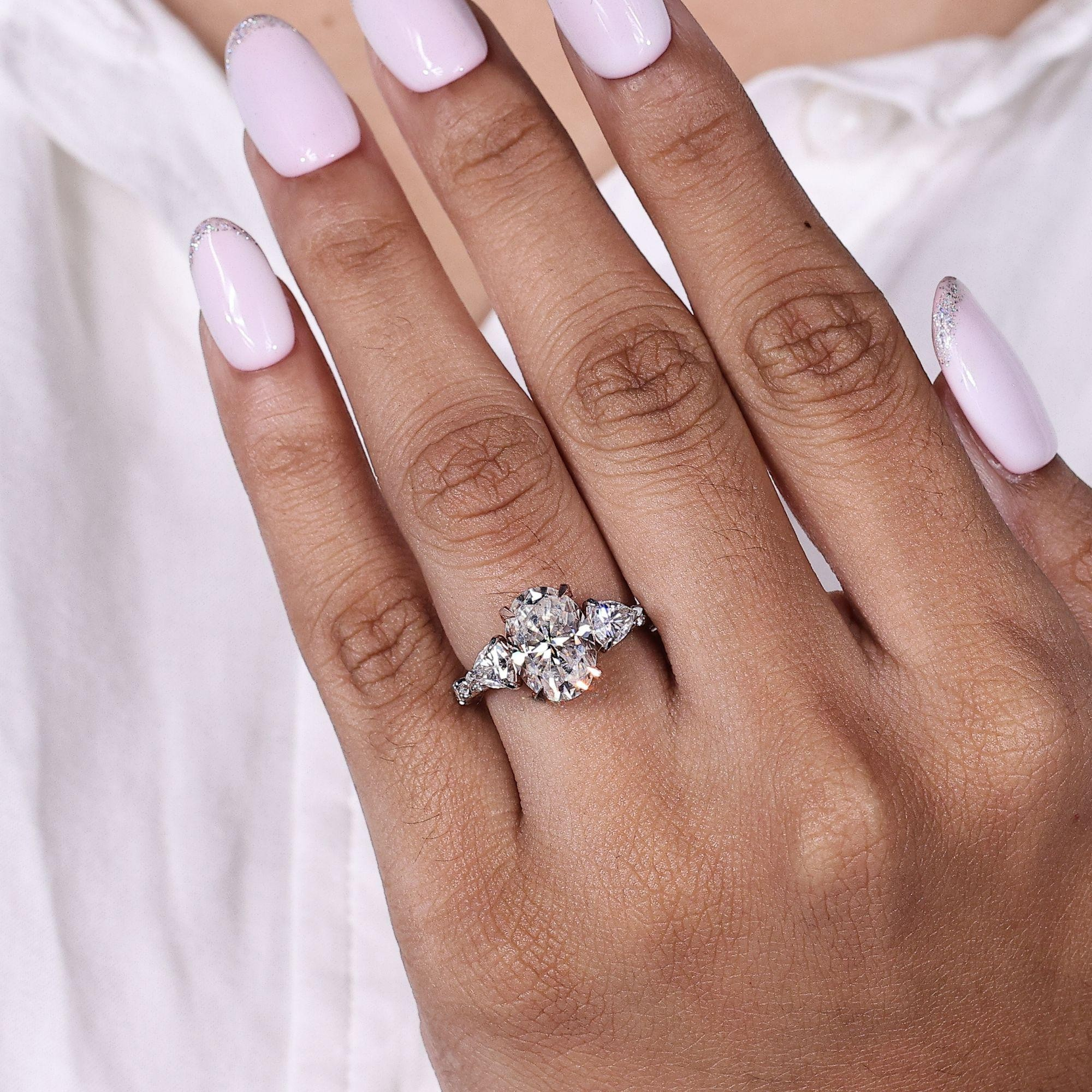 oval ring