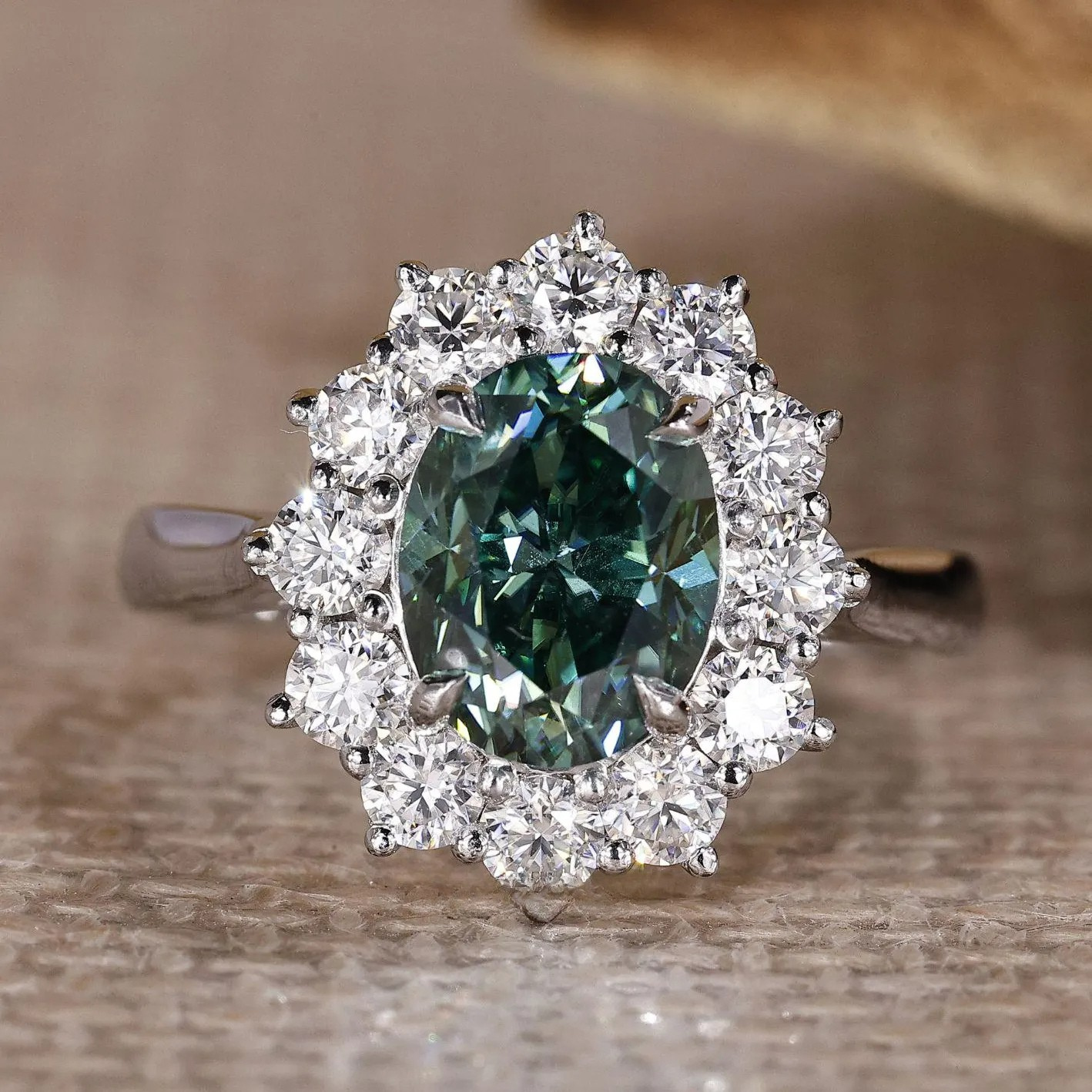 oval ring