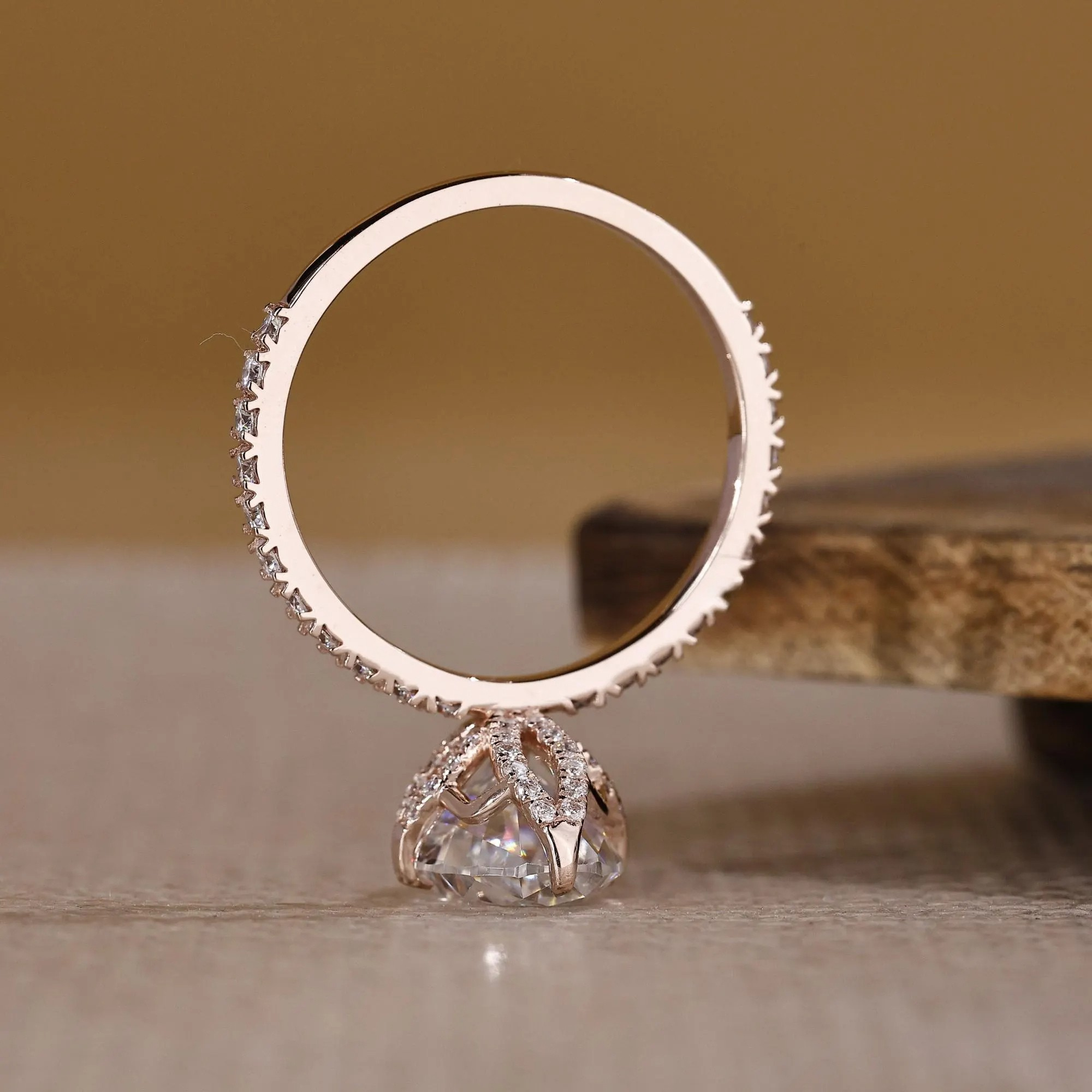 oval ring