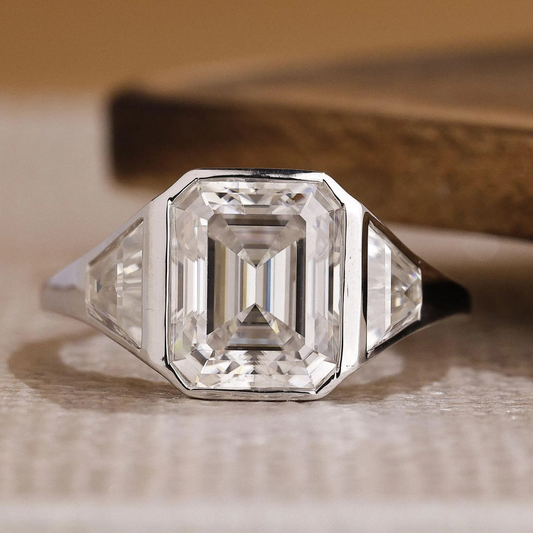 emerald ring
