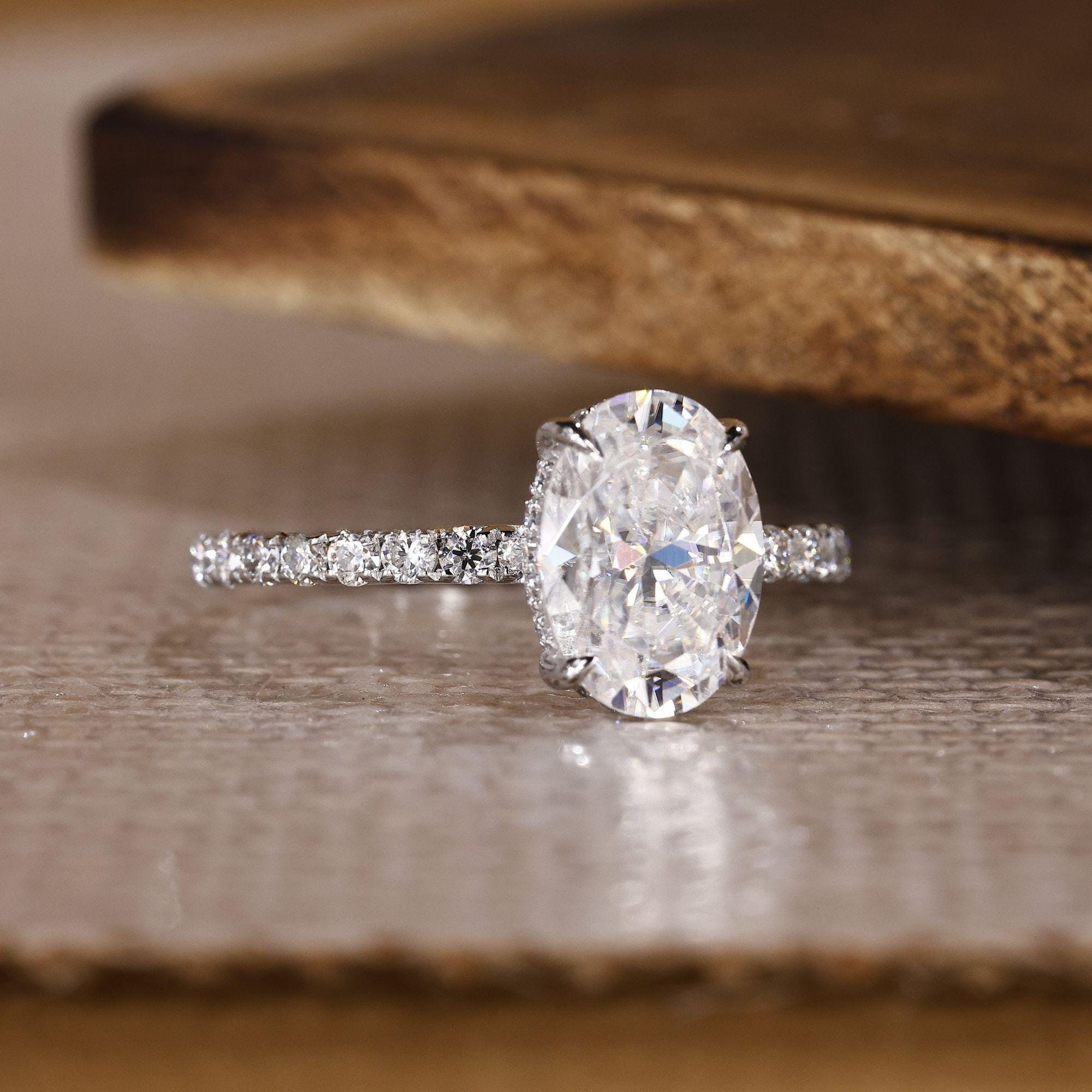 oval ring