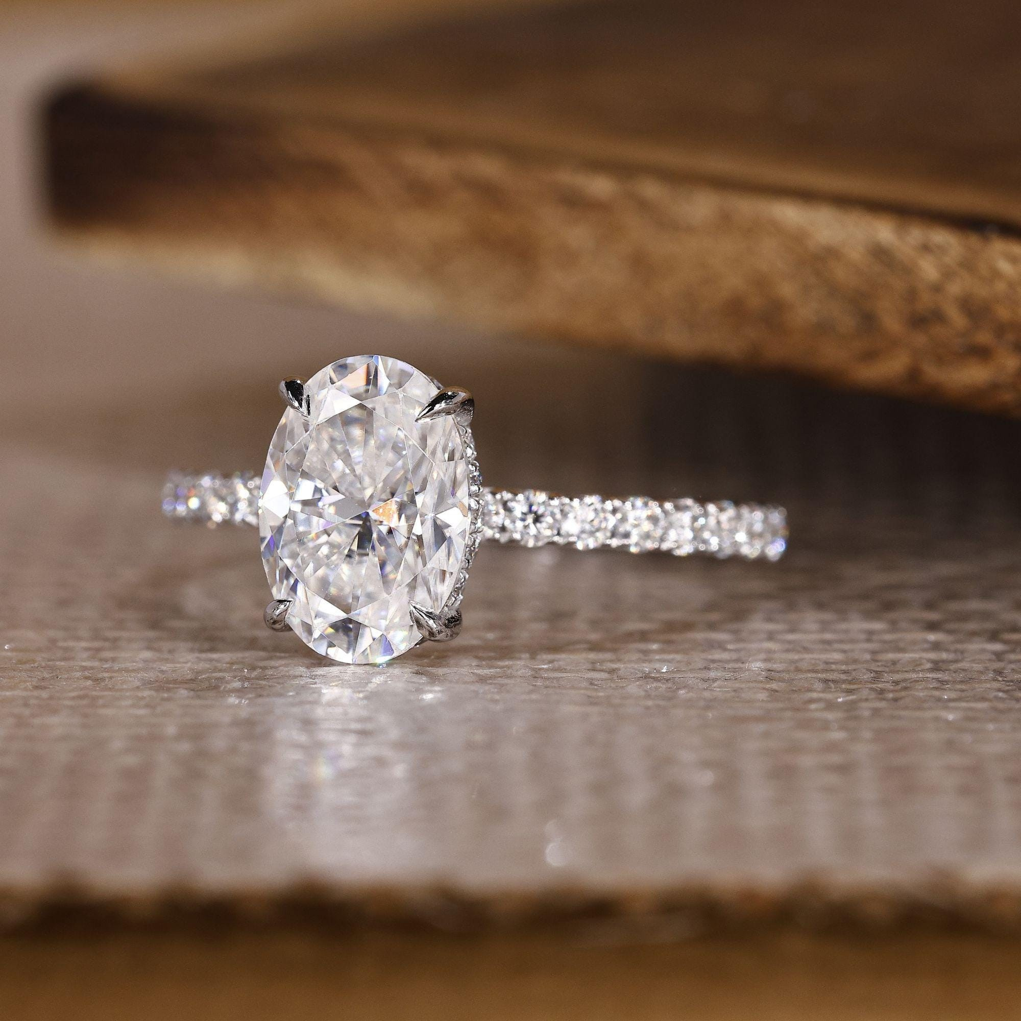 oval ring