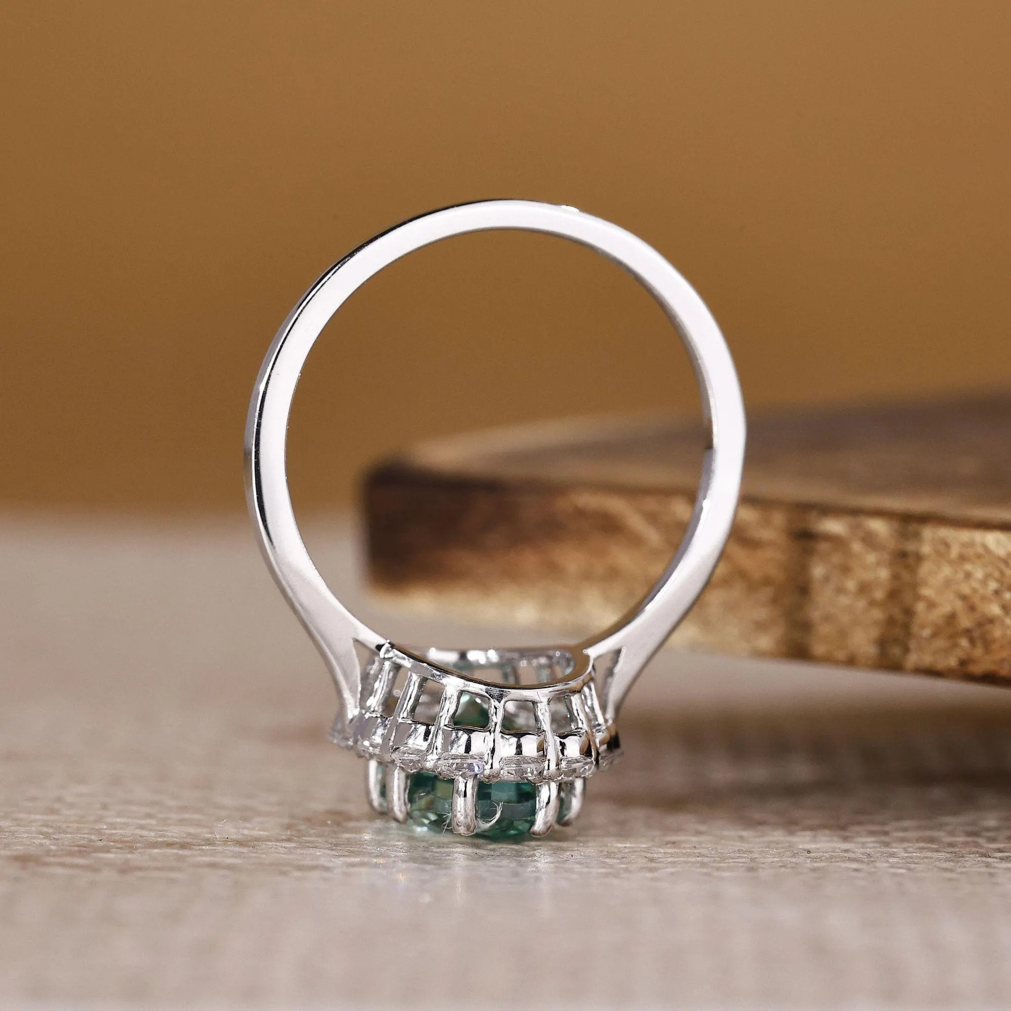 oval ring