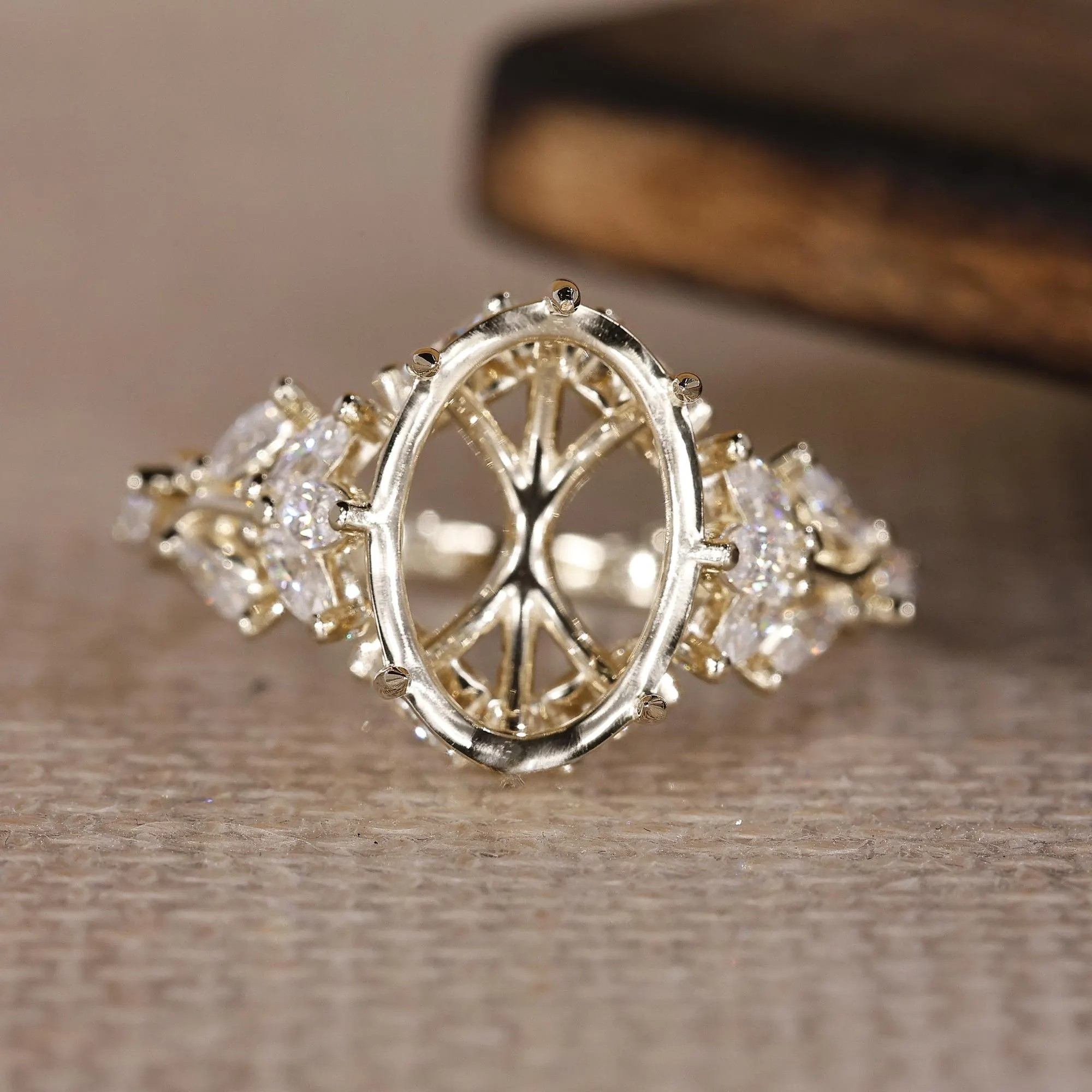 oval ring