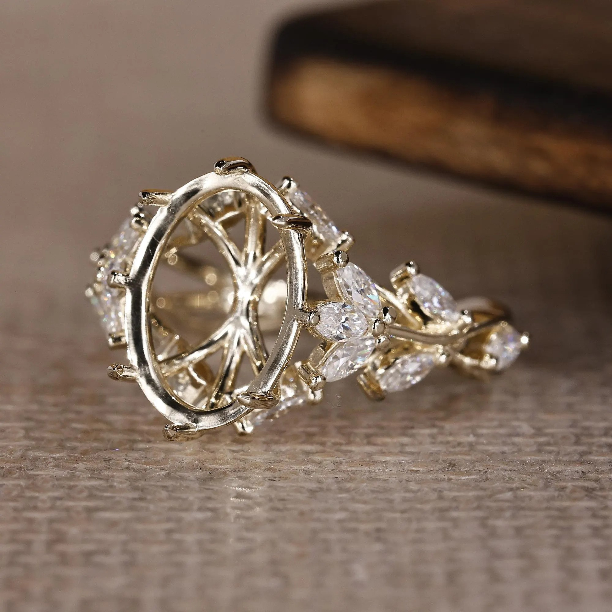 oval ring
