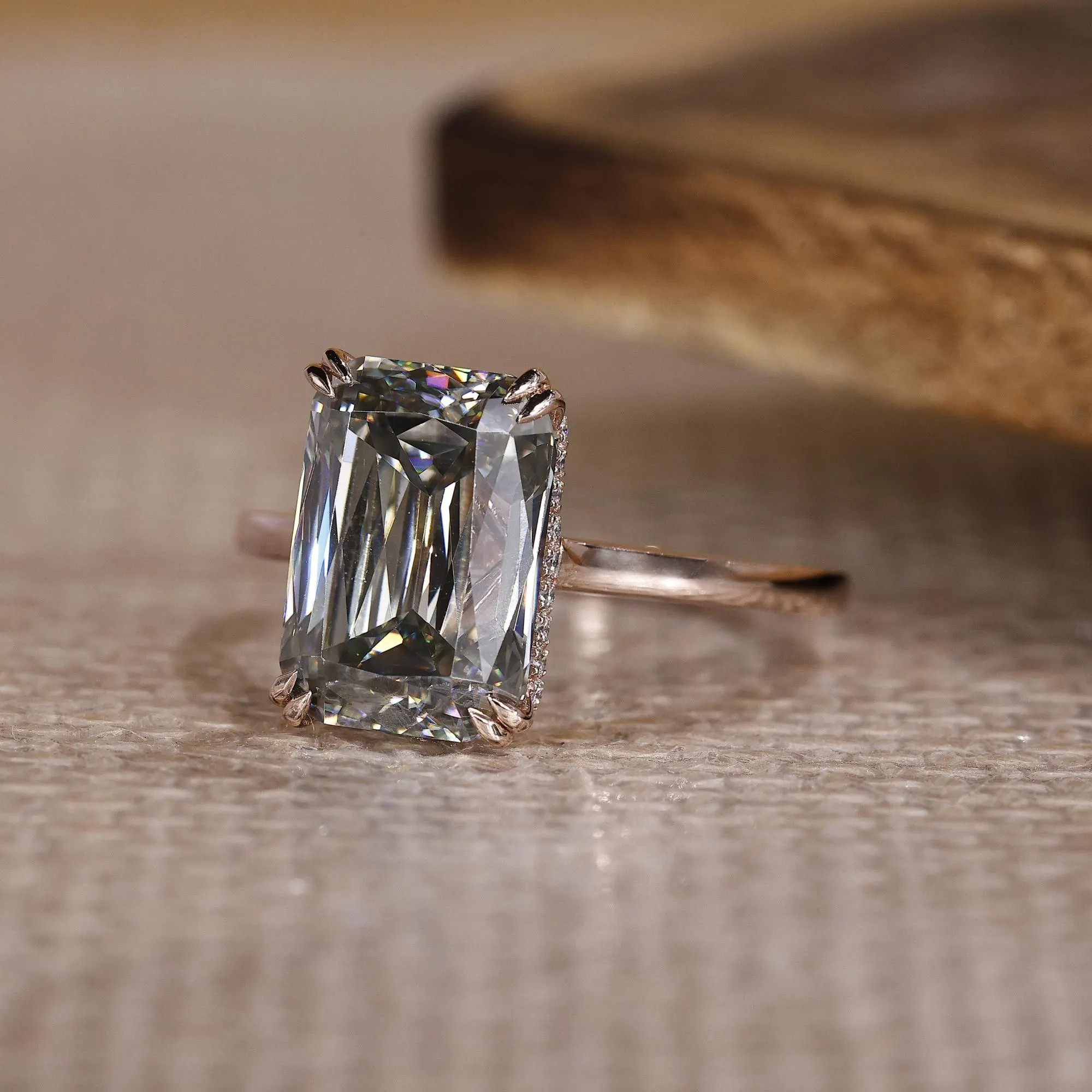emerald ring