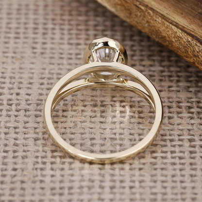 oval ring