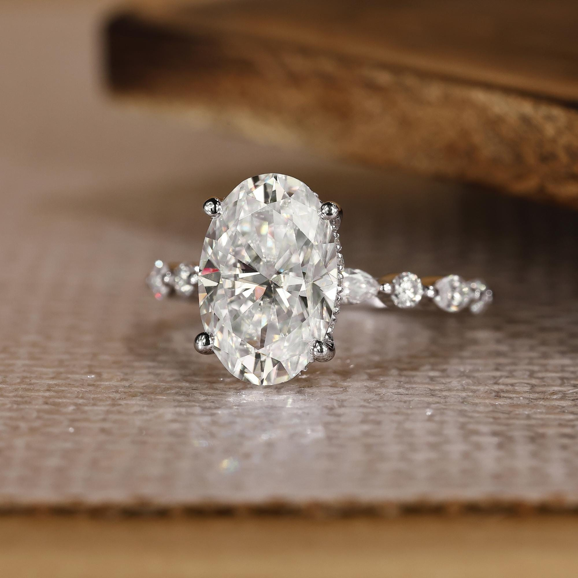 oval ring