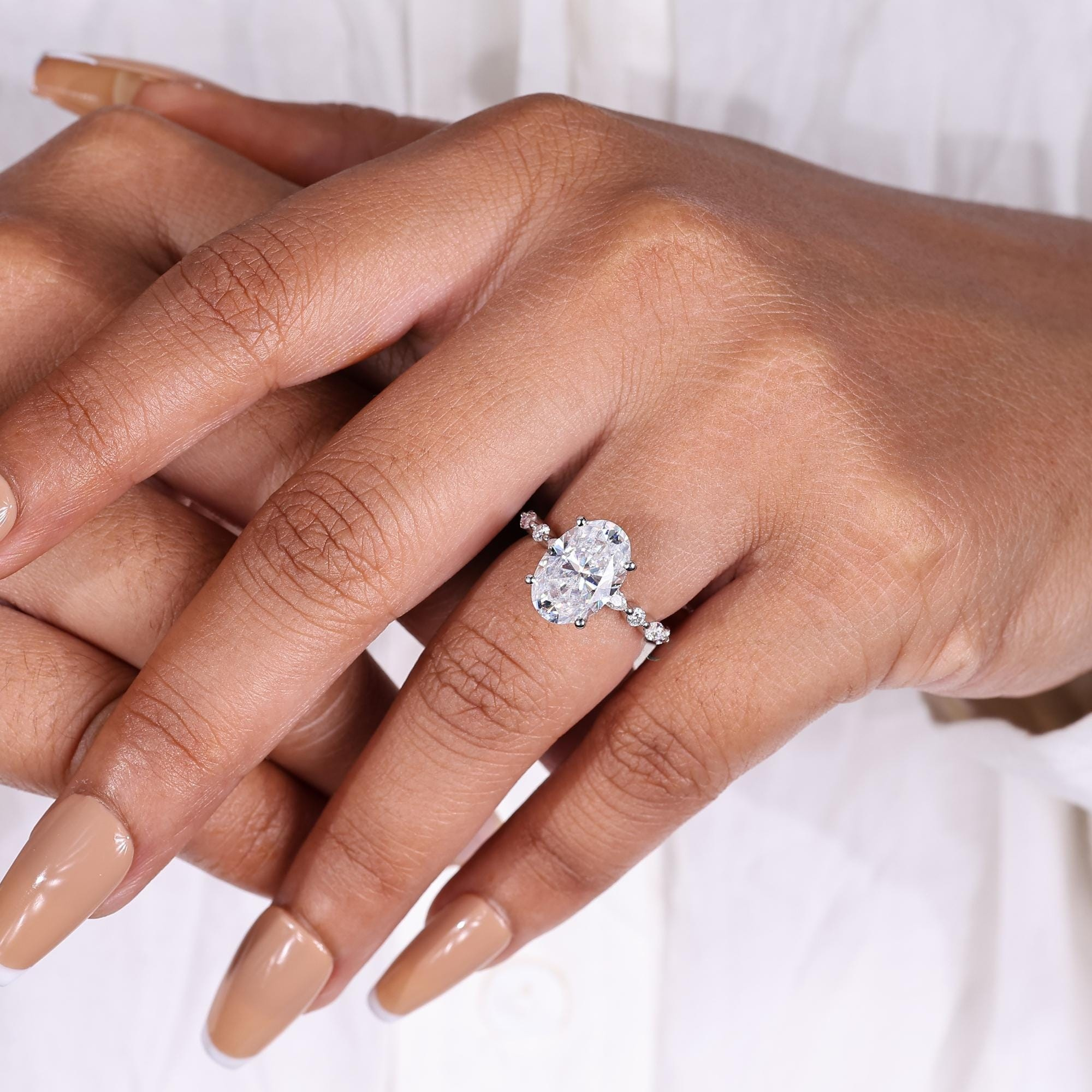 oval ring