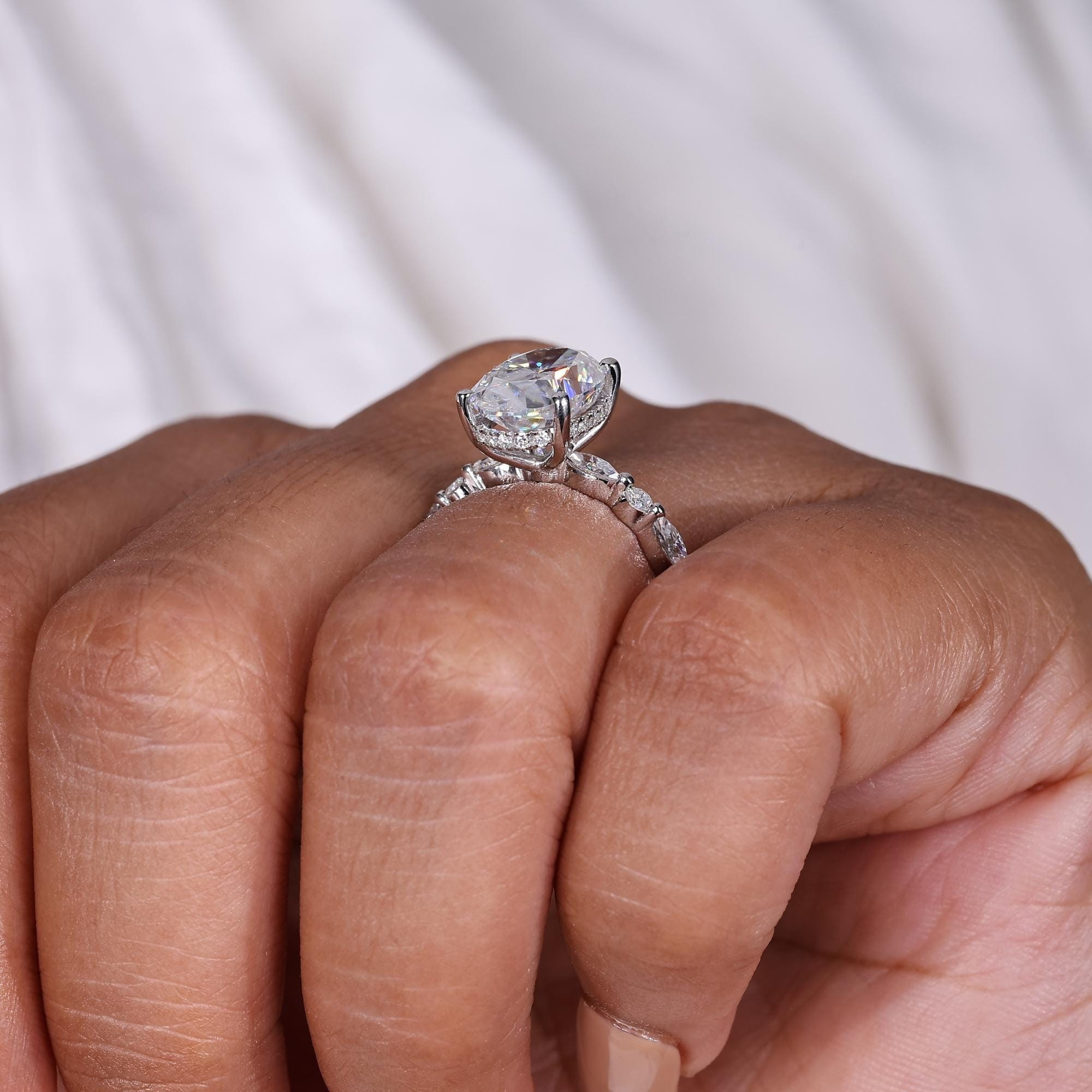 oval ring