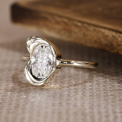 oval ring