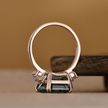 emerald ring