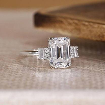 emerald ring