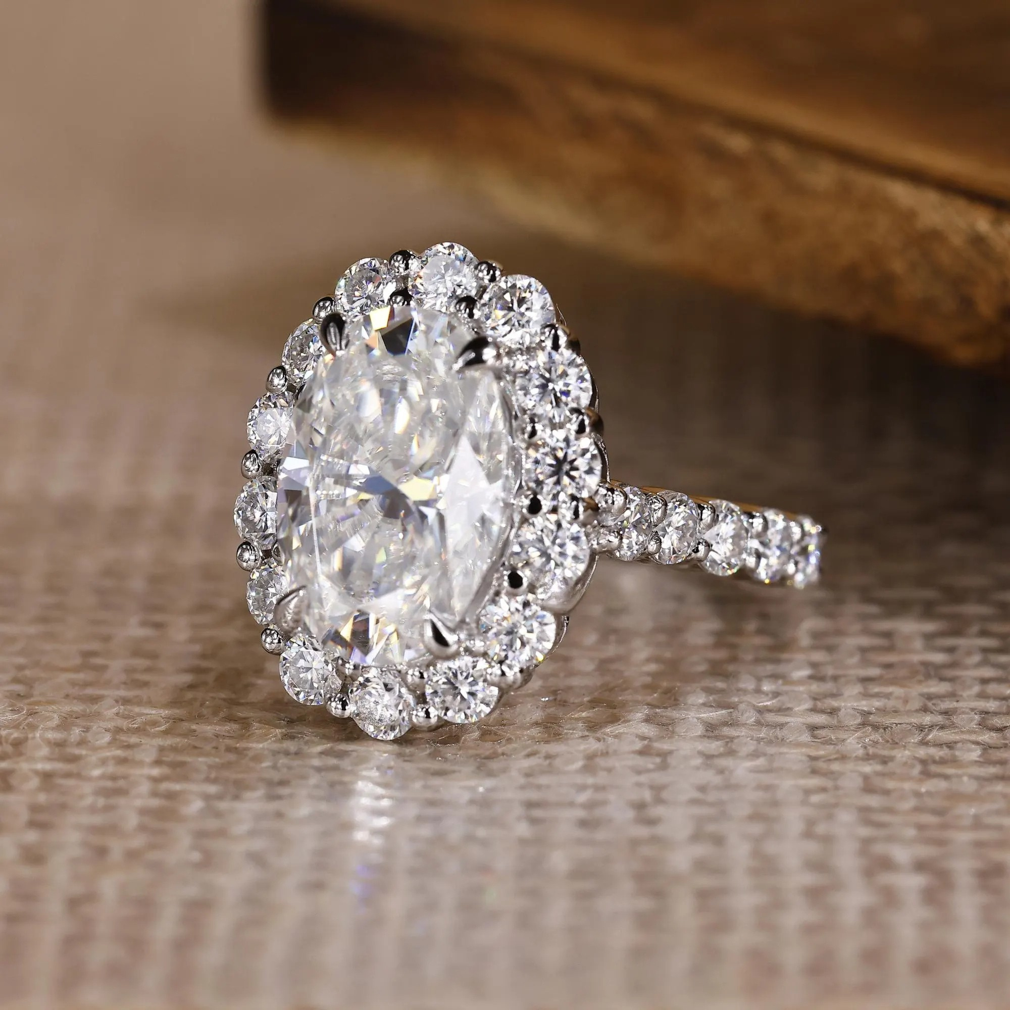oval ring