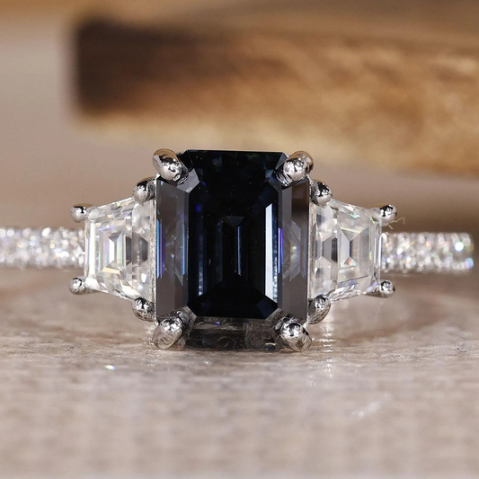 emerald ring