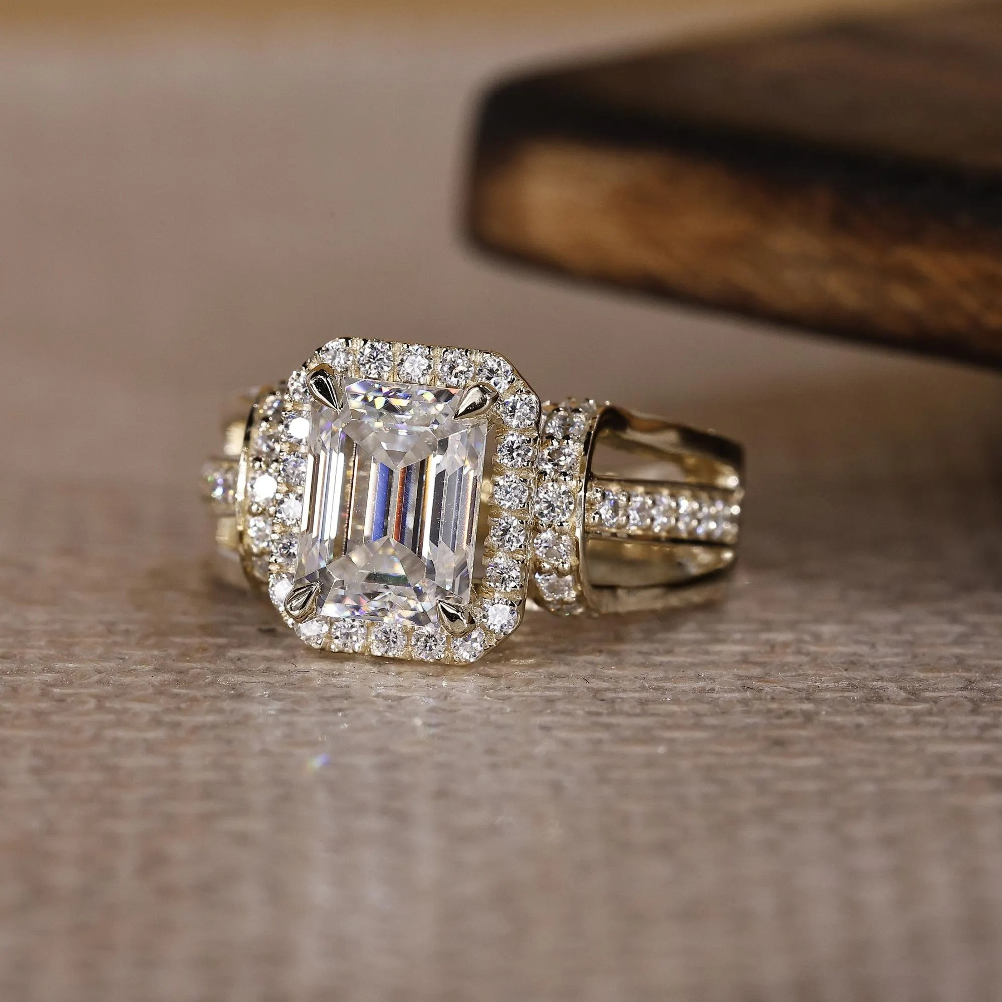 emerald ring