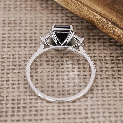 emerald ring