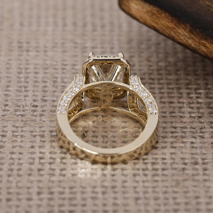 emerald ring