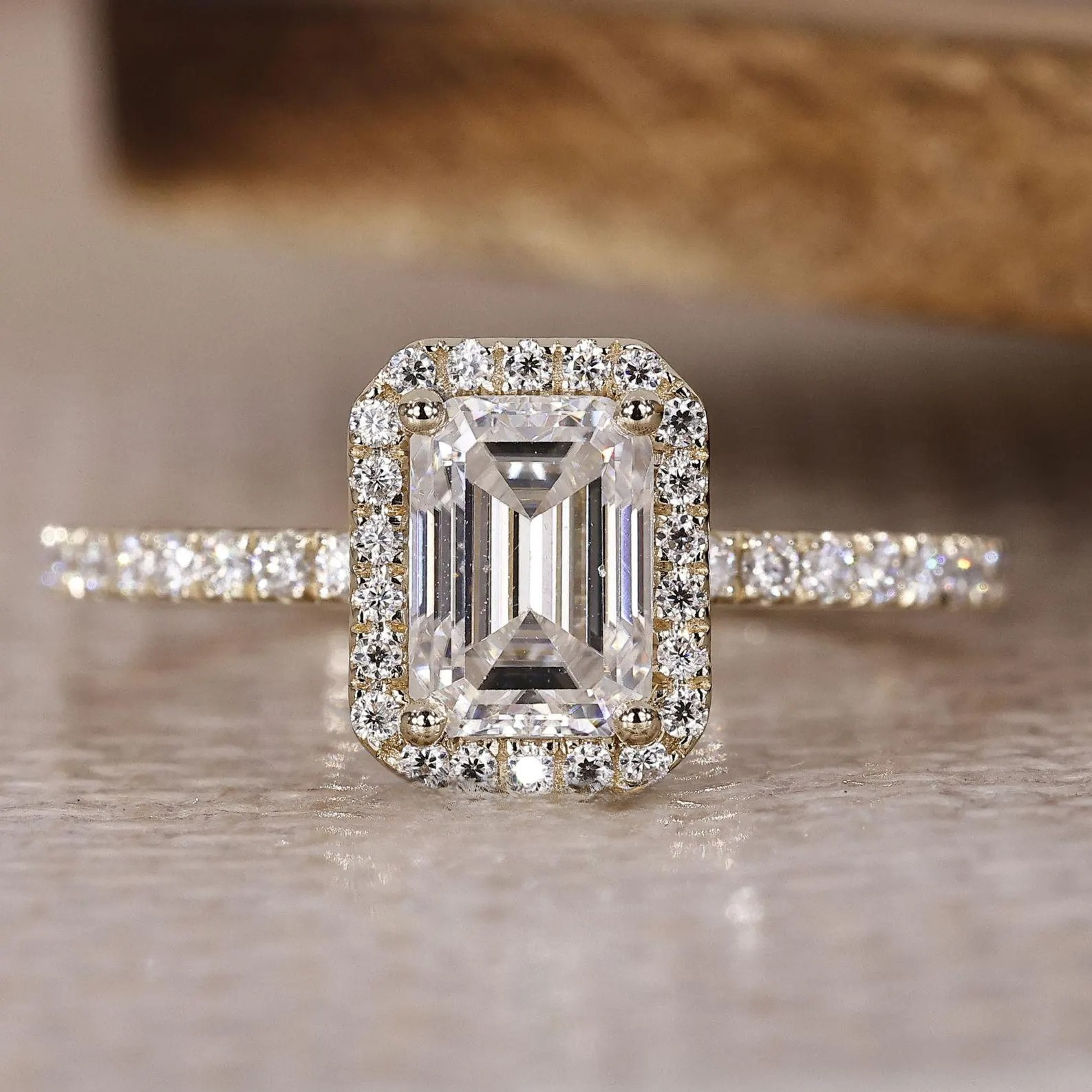 emerald ring