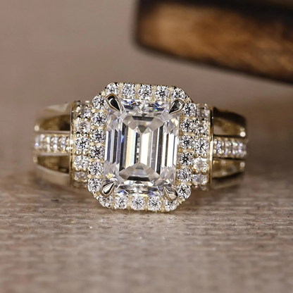emerald ring