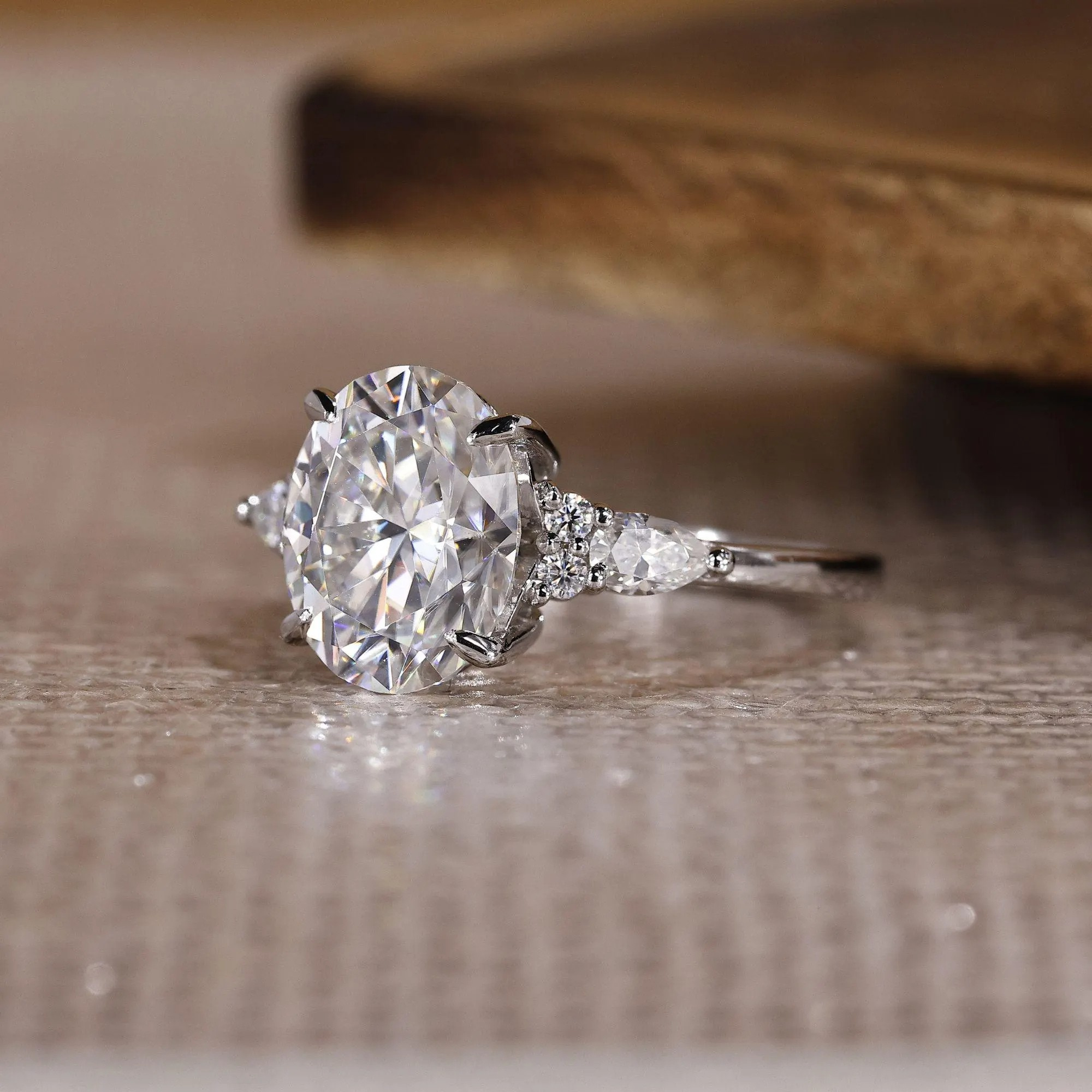 oval ring