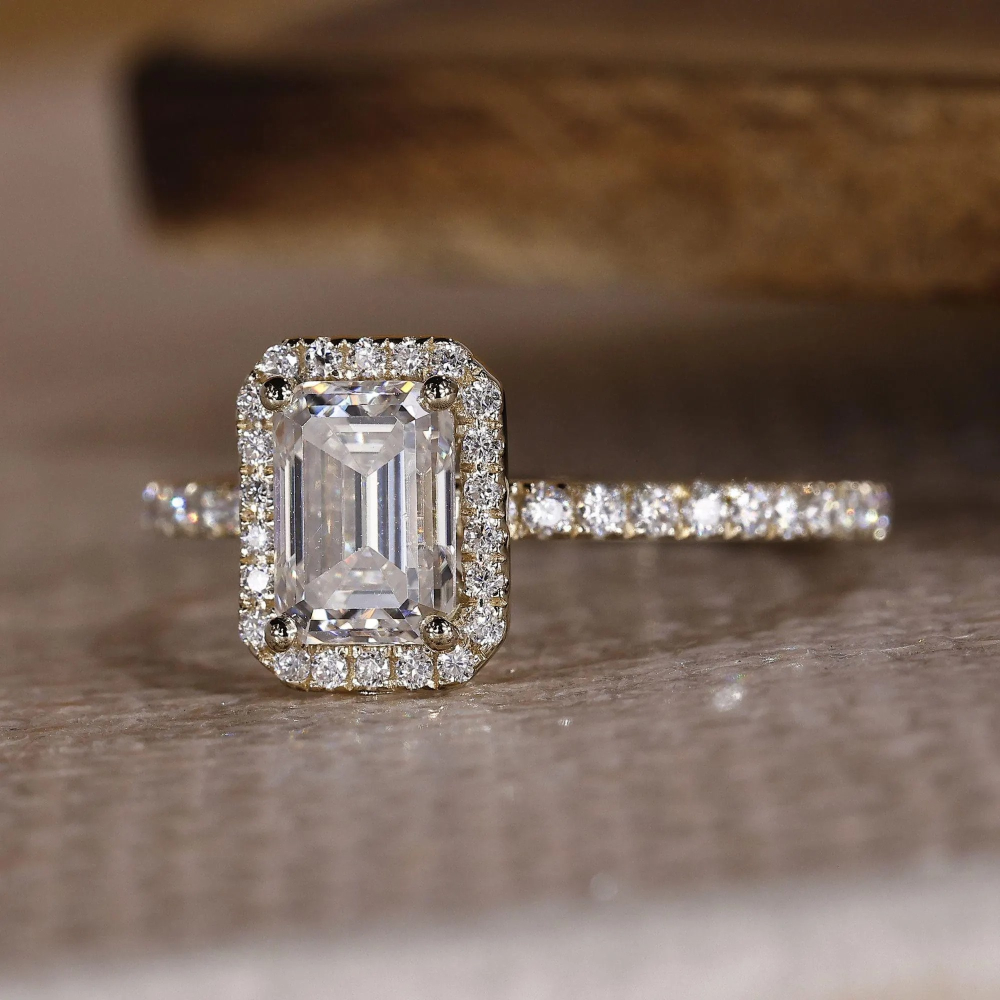 emerald ring