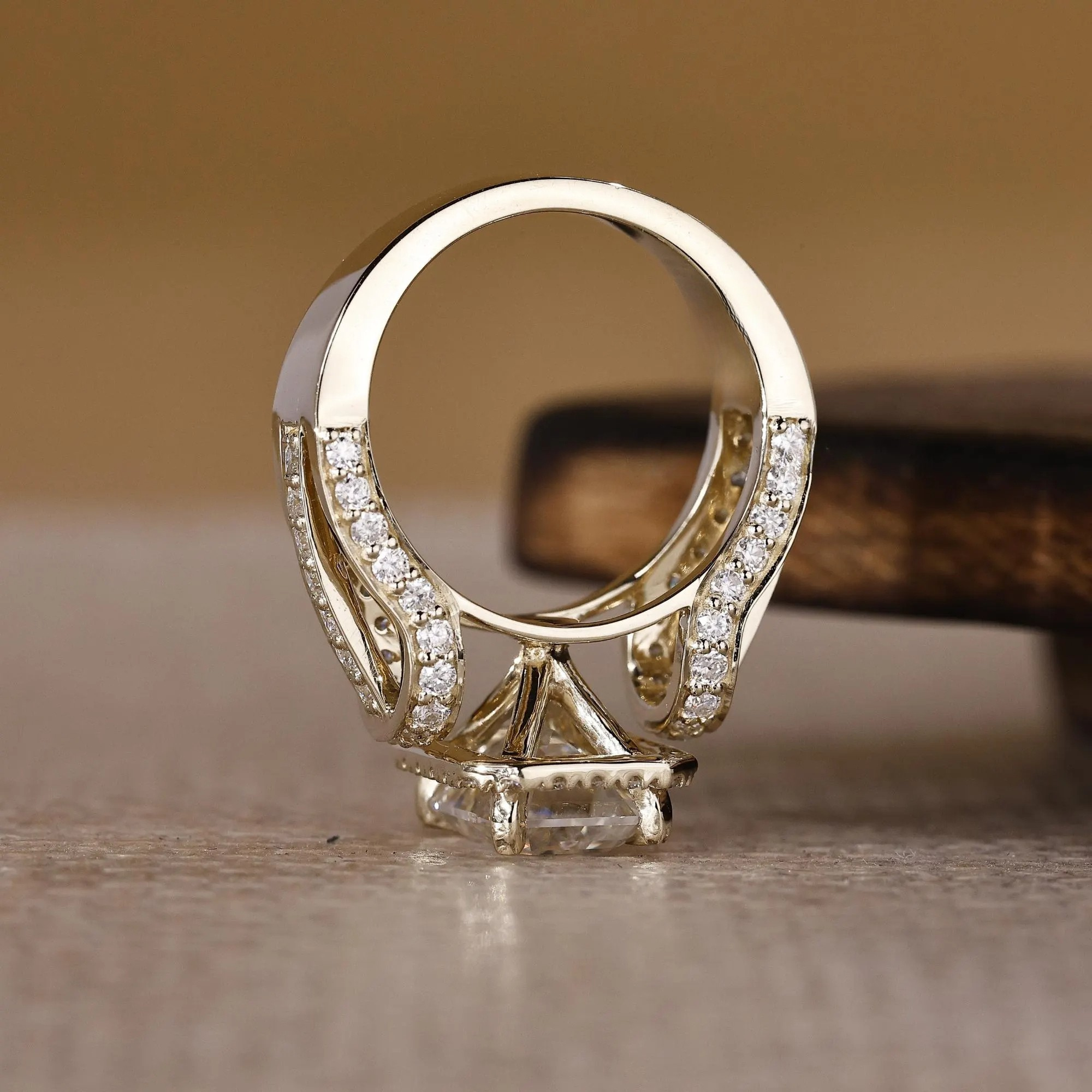 emerald ring