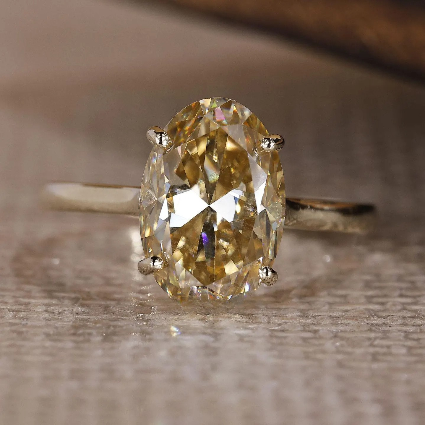 oval ring