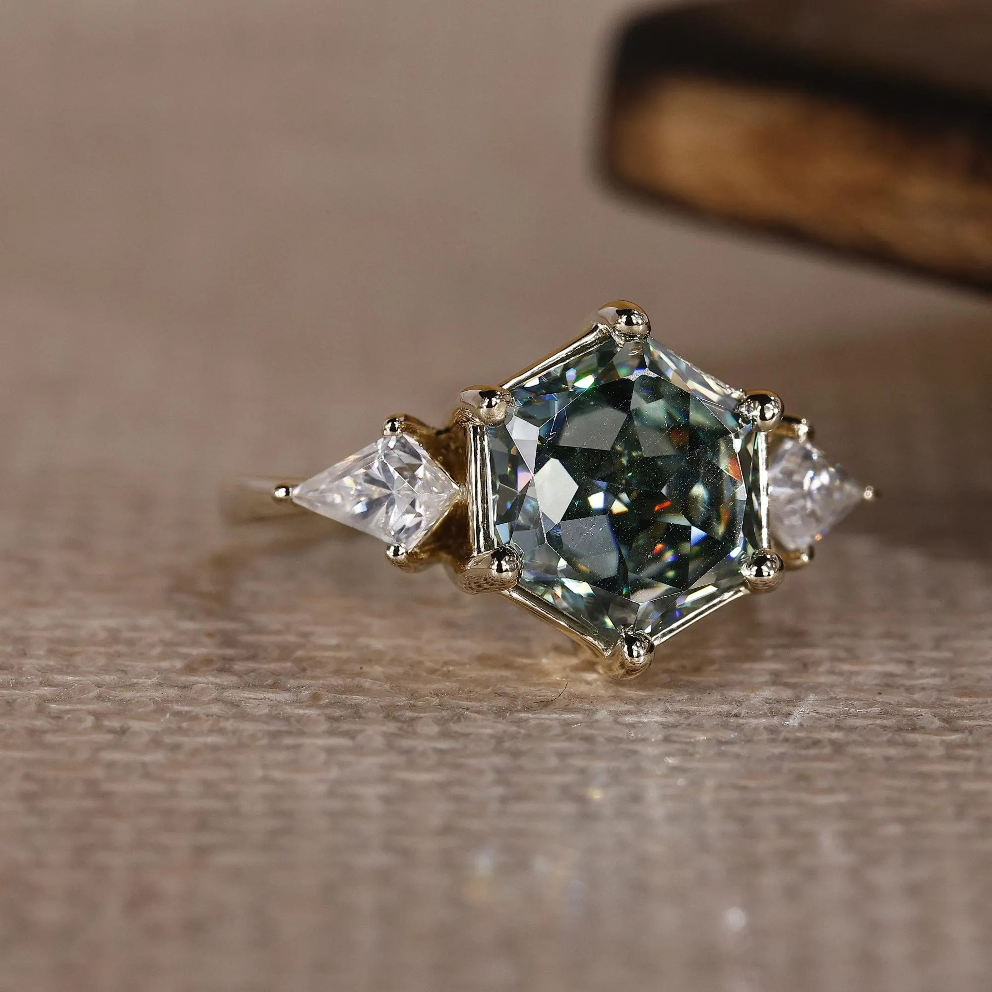 round ring