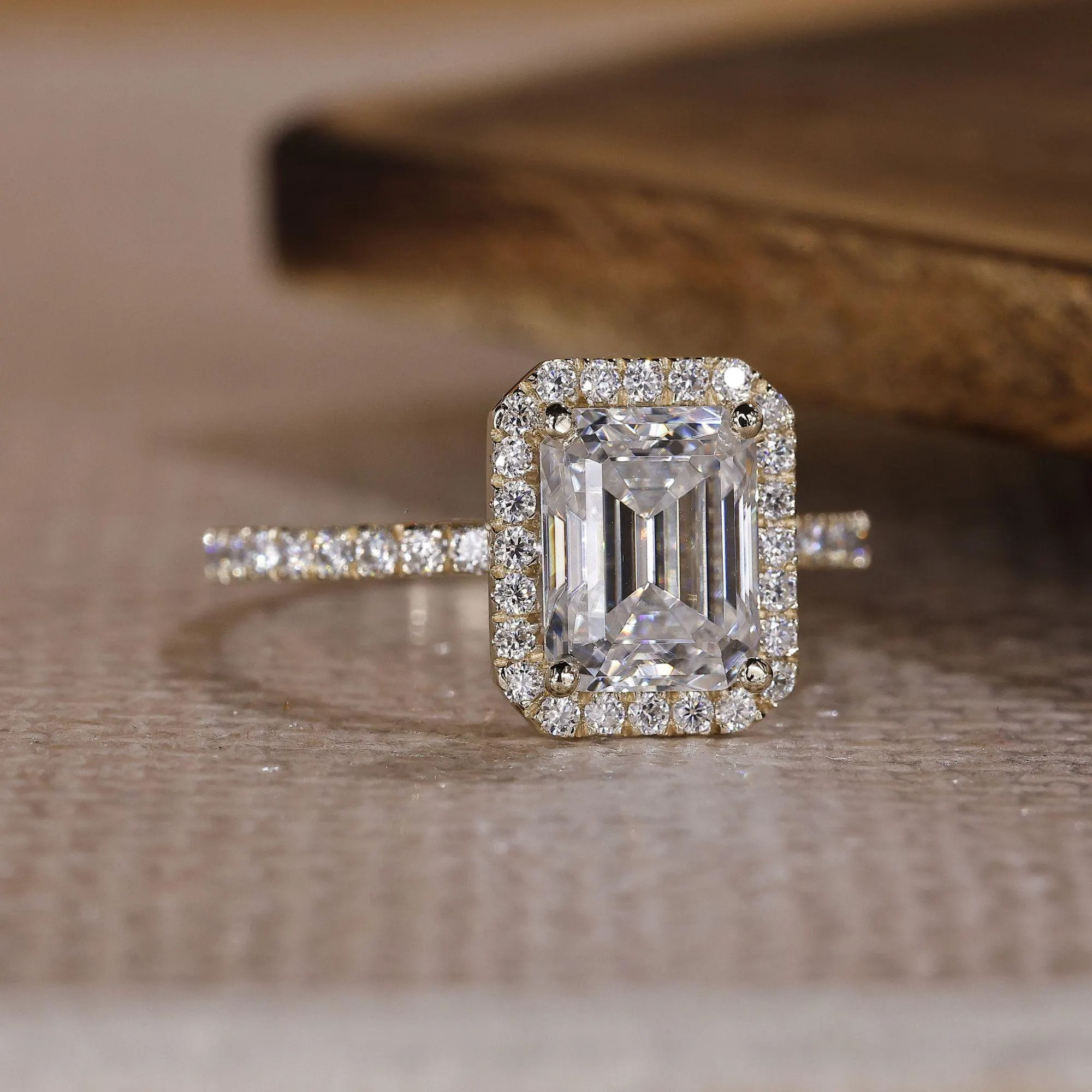 emerald ring