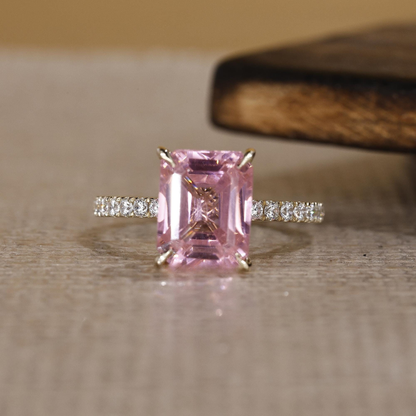 emerald ring