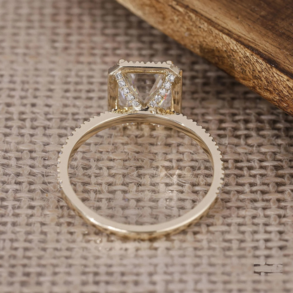emerald ring