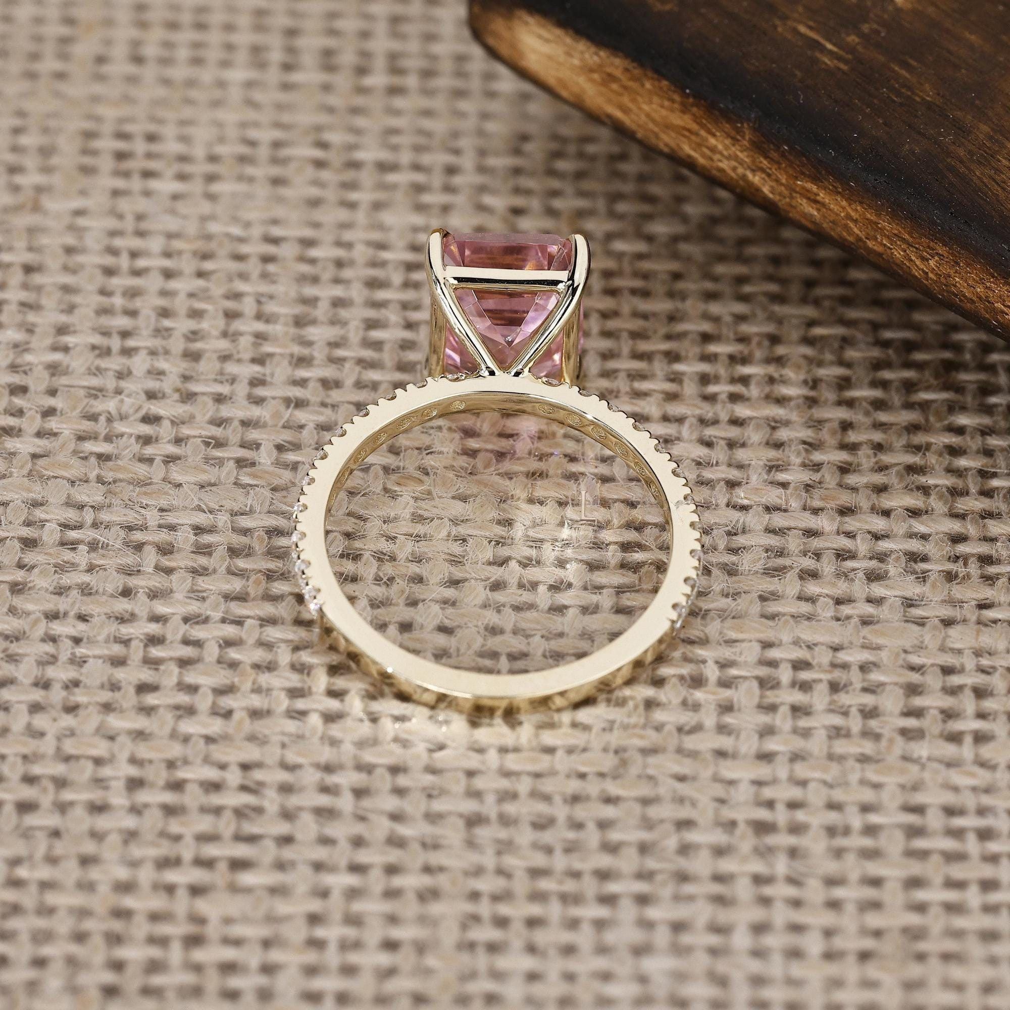 emerald ring