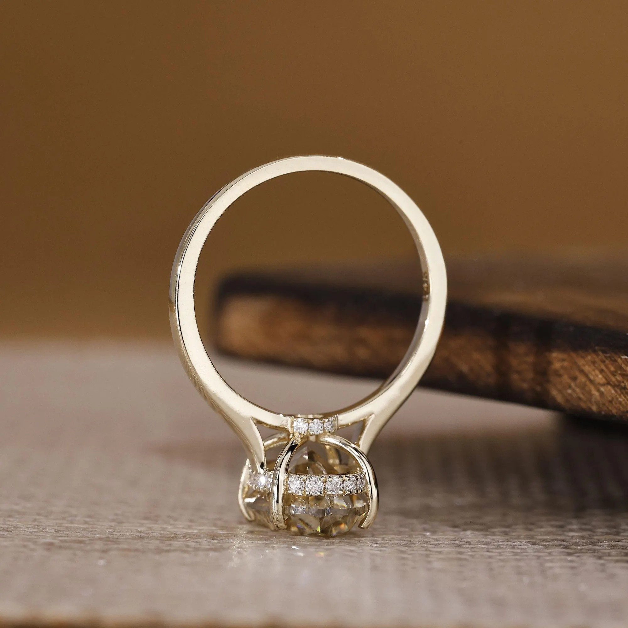 oval ring