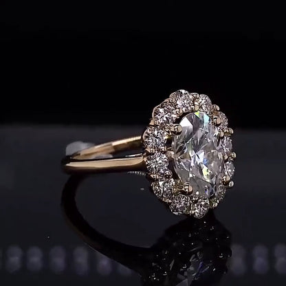 Oval Cut 2.0 CT Lab Grown Diamond Solitaire Flower Outfit Custom Ring for Her