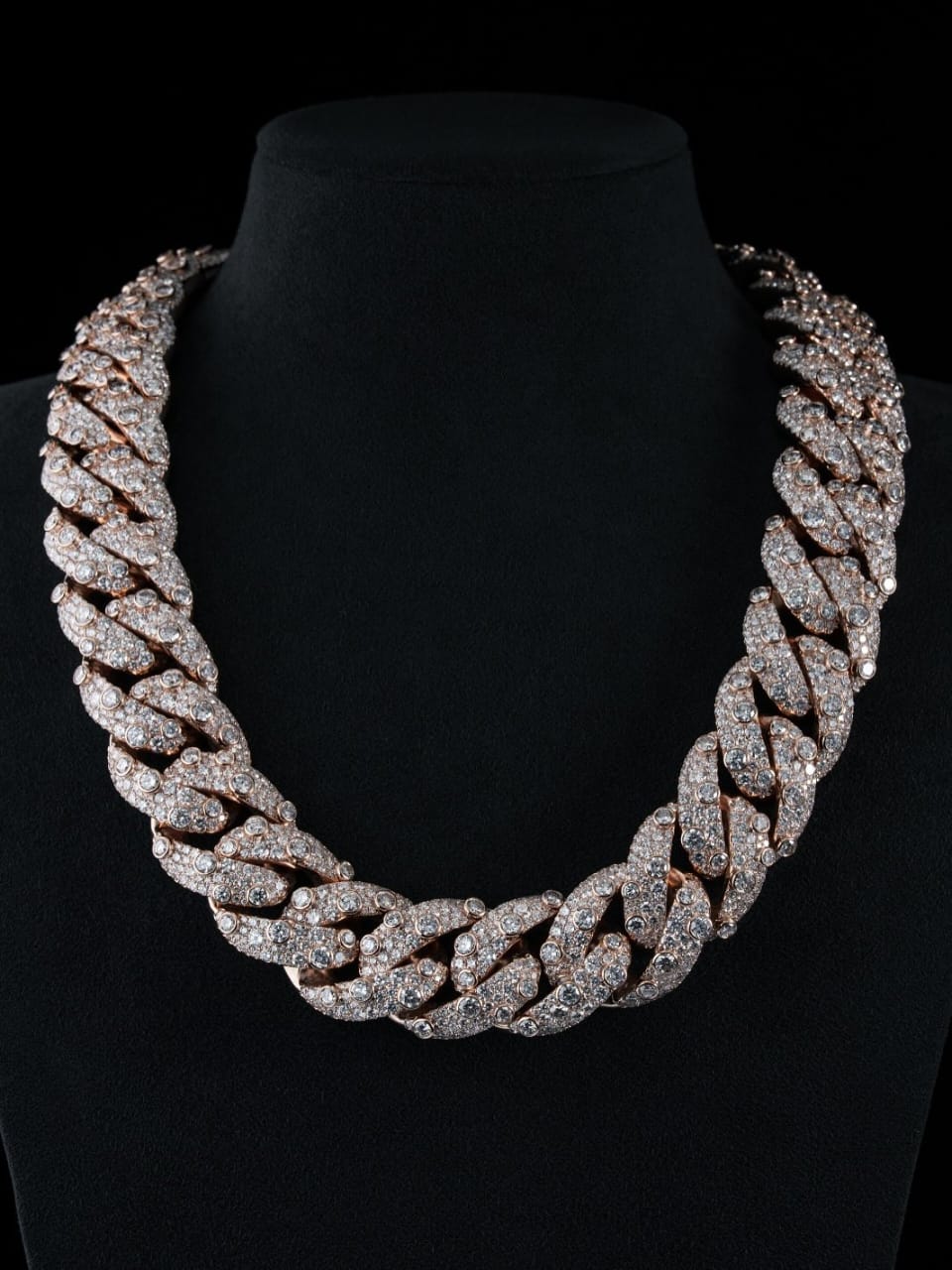 Luxury VVS Moissanite Miami Cuban Link Chain, fully iced out with a golden finish, designed for a luxurious