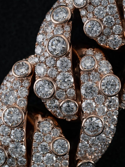 Luxury VVS Moissanite Miami Cuban Link Chain, fully iced out with a golden finish, designed for a luxurious