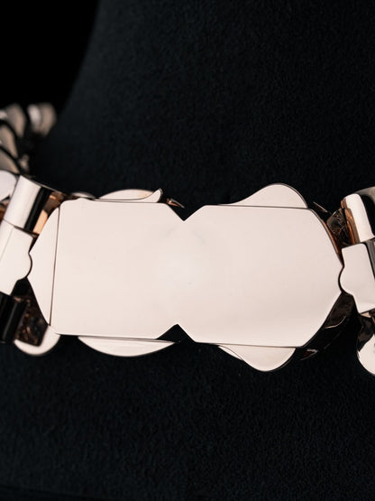 Luxury VVS Moissanite Miami Cuban Link Chain, fully iced out with a golden finish, designed for a luxurious