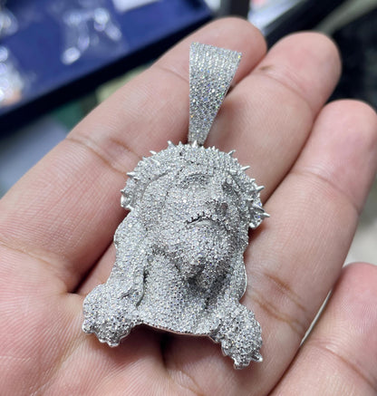 Moissanite Pendant 02