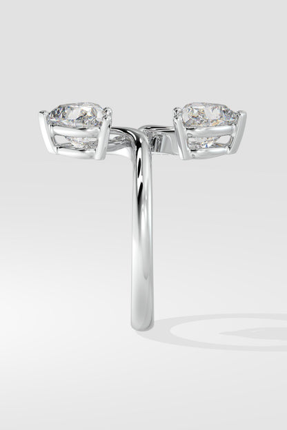 Romantic 0.9 CT Heart-Cut Lab-Grown Diamond 3-Prong Double Band Love Symbol Ring